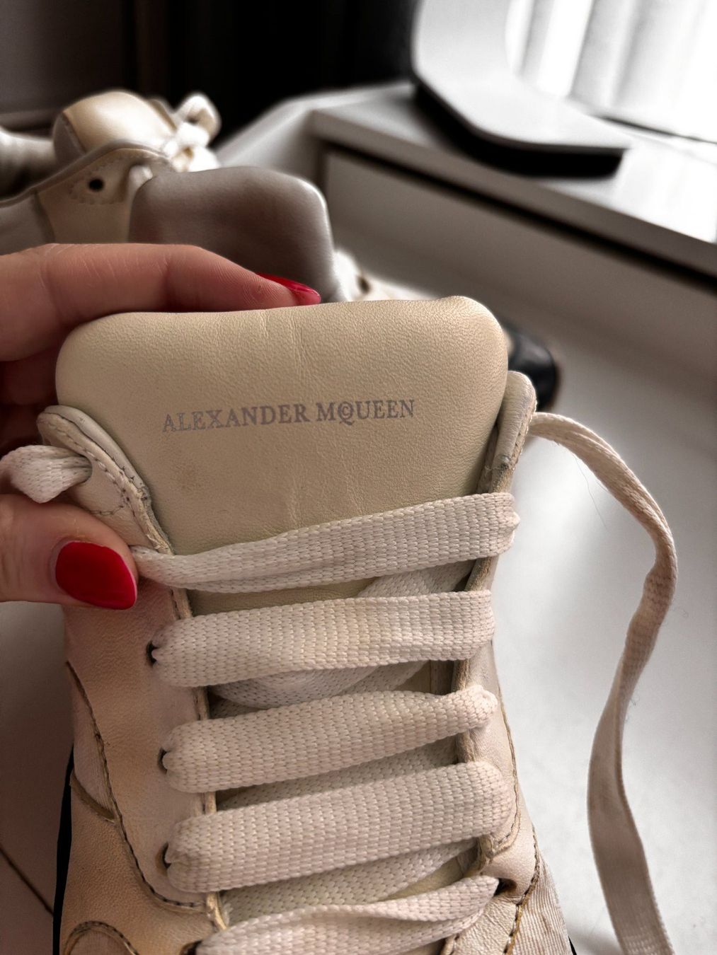 Alexander Mcqueen Scarpe da donna: Alexander McQueen sneakers – Usato da Männedorf venduto da jad_l7jg 1