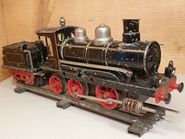 Uralte Märklin Lokomotive in Spur 0