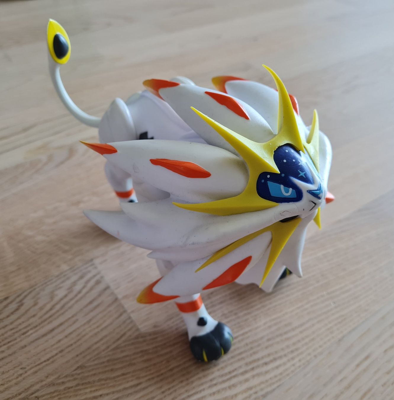 Pokémon Figuren: Original Solgaleo Pokemon Figur / Actionfigur - c.a 30cm – Gebraucht aus Birsfelden von Dealgoenner24 1