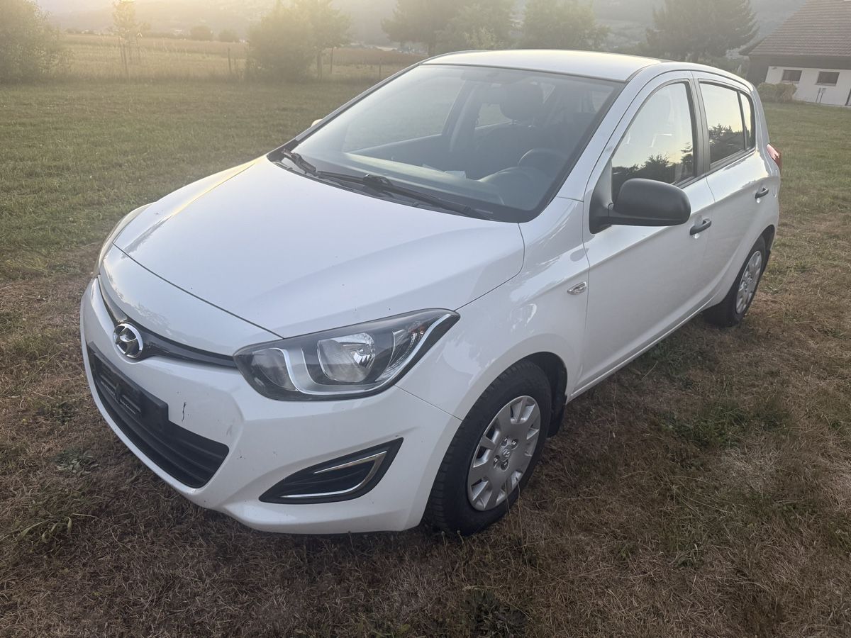 Hyundai Autos: Hyundai I 20 – Gebraucht aus Niederbipp von baggerch 5