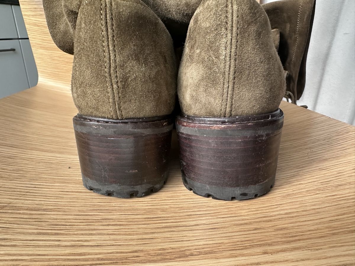 Stuart Weitzman Scarpe da donna: Stuart Weitzman Olive Suede high Boots, size 40 – Usato da Genève venduto da cat2310 3