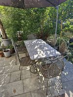 Wunderschöner Gartentisch aus Schmiedeeisen mit Granitplatte