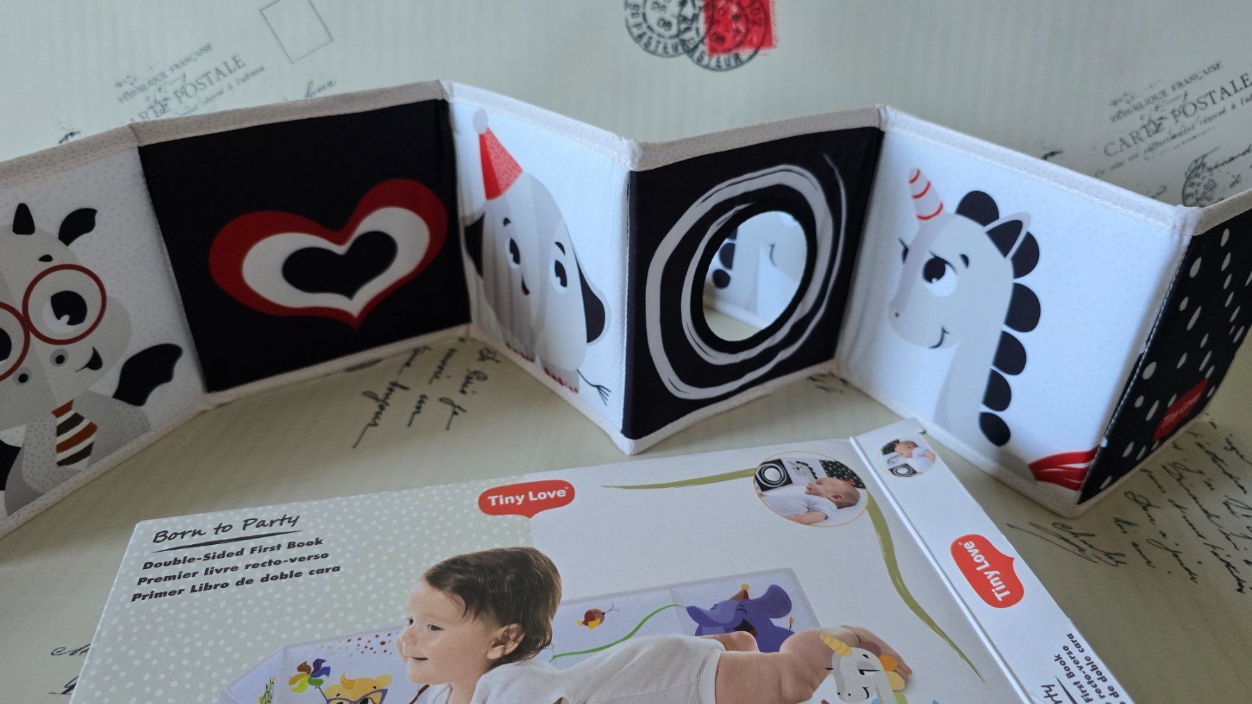 Giocattoli: NEU Tiny Love Doppelseitiges Baby-Stoffbuch / Knisterbuch – Nuovo e nell'imballaggio originale da Thalwil venduto da VitaMini 2