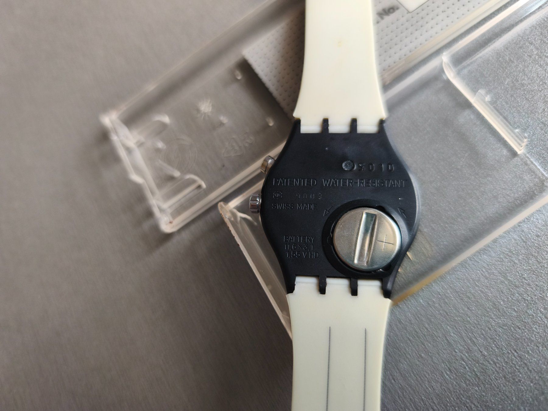Swatch Orologi: Montre SWATCH Quartz Réf; GB 905 – Usato da Peseux venduto da Tigre53 3