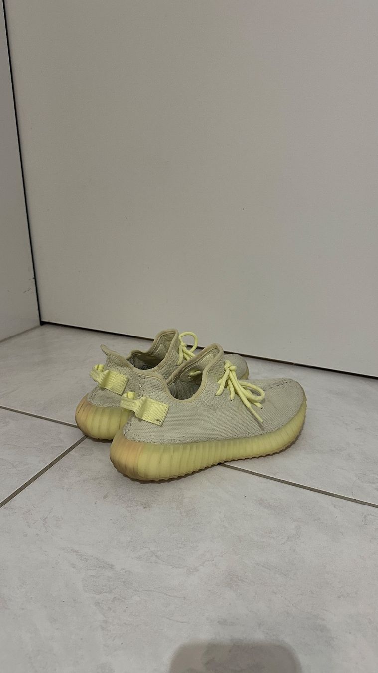 Herrenschuhe: Butter Yellow Yeezy – Gebraucht aus Chur von sivik 4