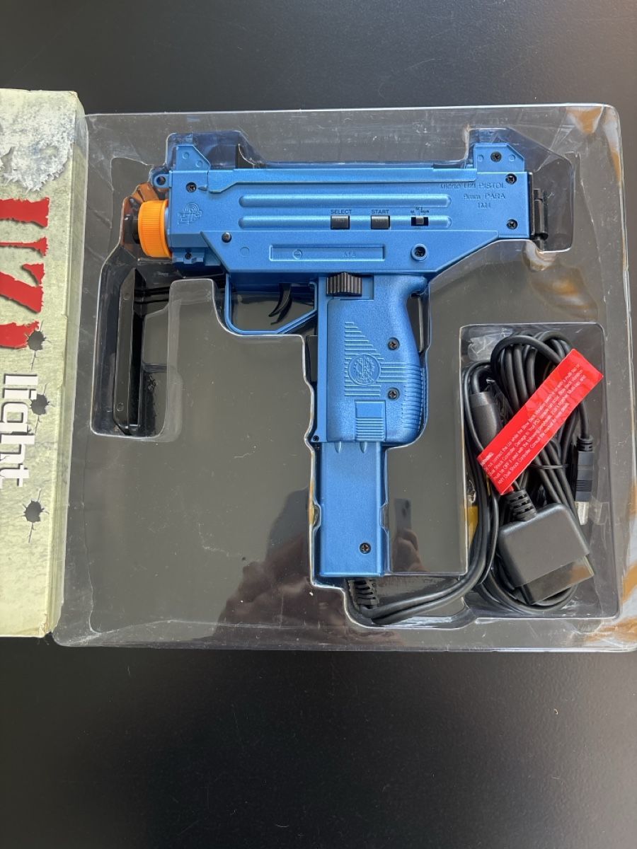 Controller: Game Uzi Light Shooter PS2 Controller blau Lightgun – Nuovo e nell'imballaggio originale da Volketswil venduto da 1970rog 3