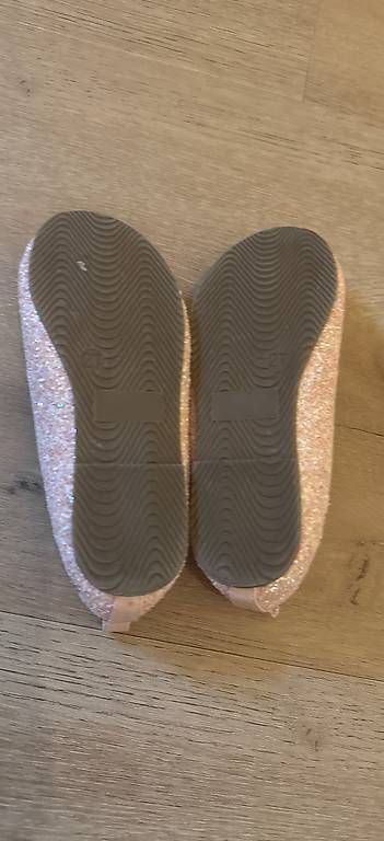 Scarpe per ragazze: Mädchen Balerinas Gr. 27 – Usato da Vordemwald venduto da Friese70 1