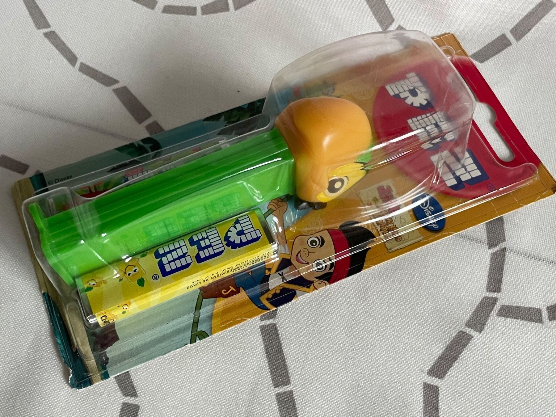 Pez Statuette: 2 PEZ, Jack + Skully – Nuovo e nell'imballaggio originale da Rafz venduto da stg101 2