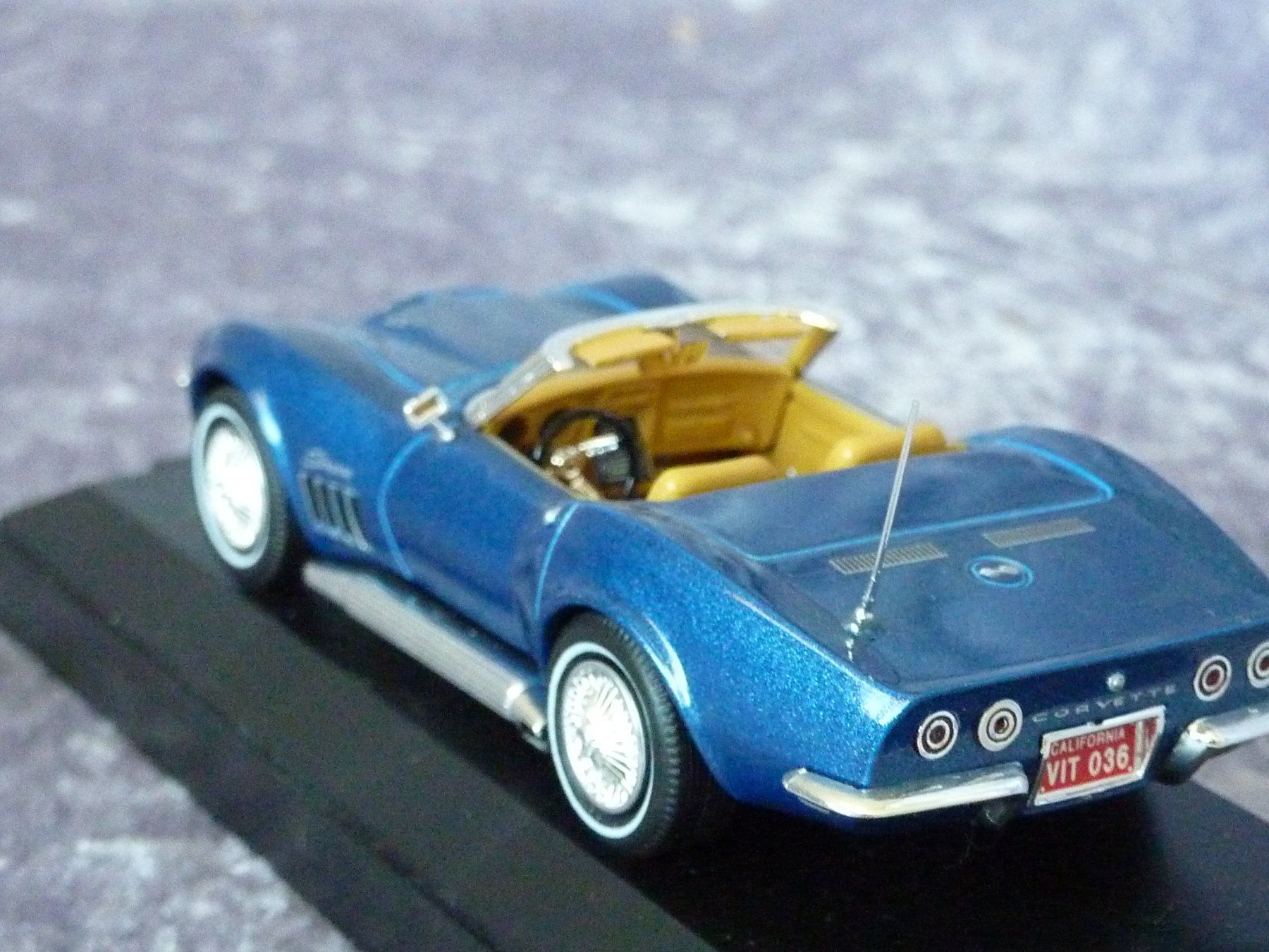 Chevrolet Modellini d'auto: Chevrolet Corvette Convertible 1969  1:43 – Nuovo (secondo la descrizione) da Dürrenäsch venduto da modellautos4you 3