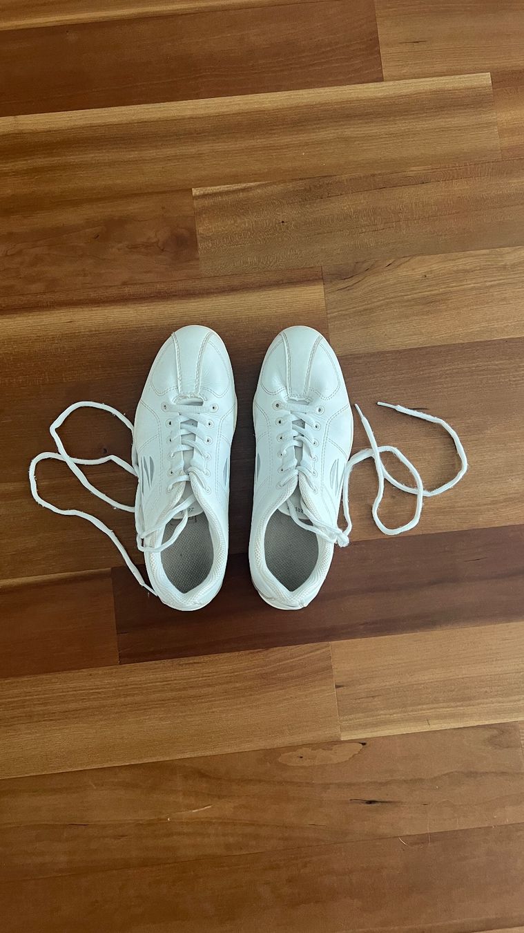 Scarpe da donna: Cheerleading Schuhe – Usato da Cham venduto da Guterprei1