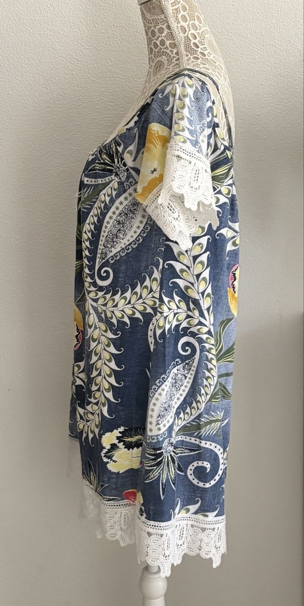 Vestiti: Kleid Gr.M mit speziellen Ärmeln  – Usato da Eglisau venduto da 3flower-power3 2