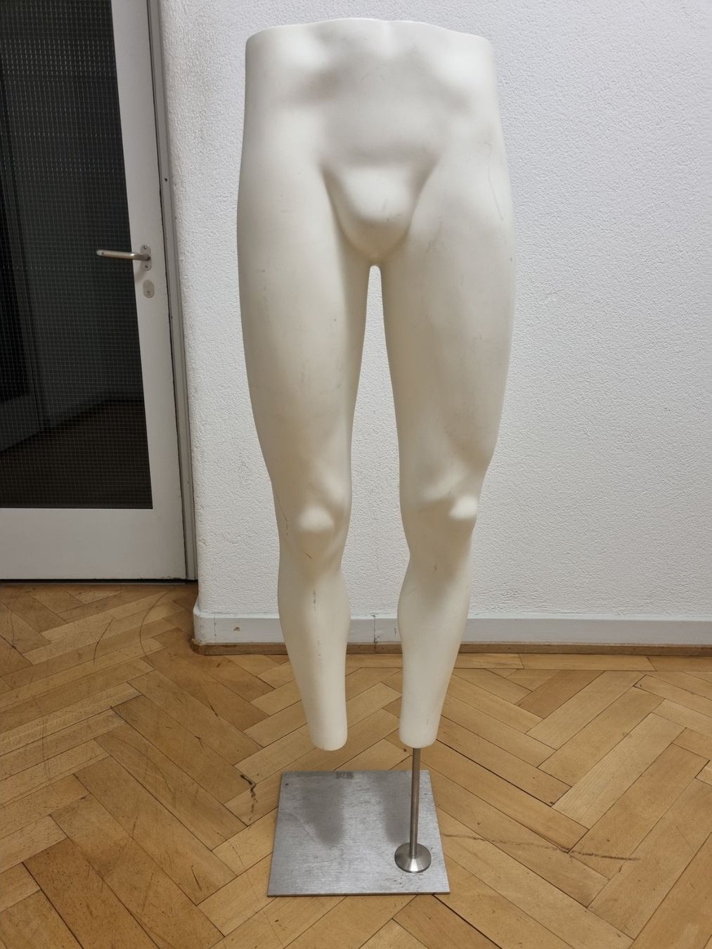 Altro in Decorazioni & Accessori: Schaufenster Beine – Usato da Schönenwerd venduto da Chez_Mimi