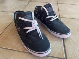 Chaussures Globe 45 1/2 neuves