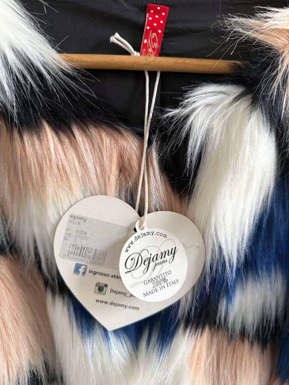 Giacche: Giacca in Eco-Pelliccia Multicolore – Nuovo e nell'imballaggio originale da Bellinzona venduto da sar_c6df 3