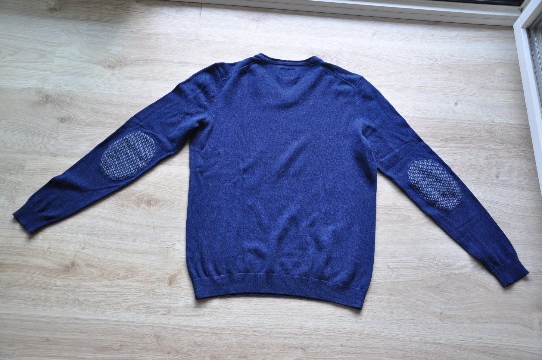 Maglioni & Felpe: Pulli mit V-Ausschnitt - Grösse M – Usato da Winterthur venduto da juve1972 6