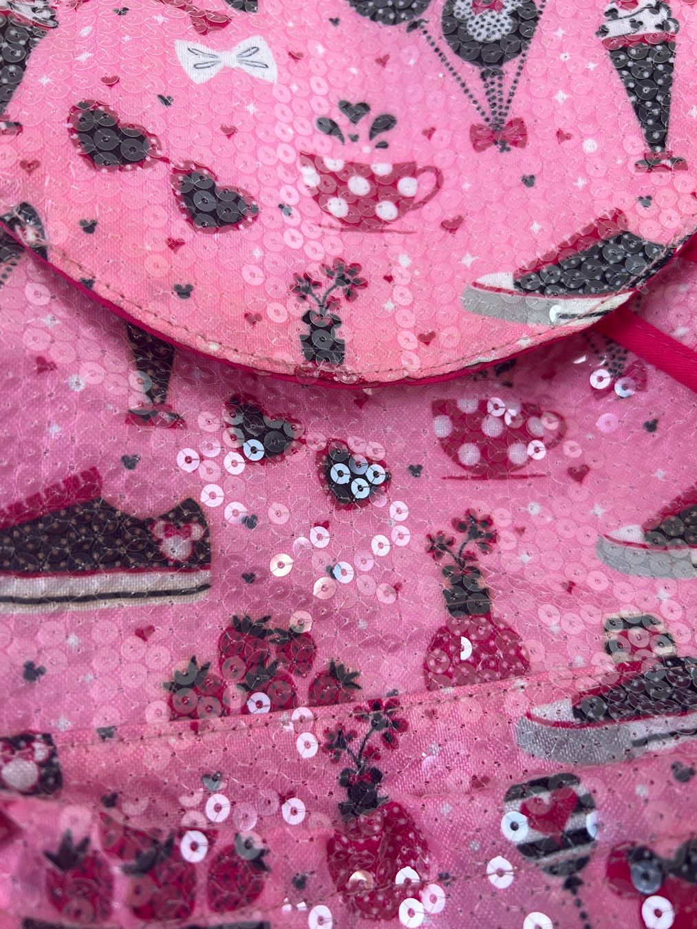 Disney Borse & Zaini: Disney Pink Glänzender Rucksack – Usato da Hünenberg See venduto da mississauga 8