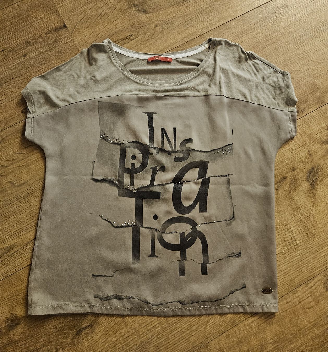 Esprit T-shirt: EDC T-Shirt, Khaki, Grösse XS – Usato da Rhäzüns venduto da inf_rcj7