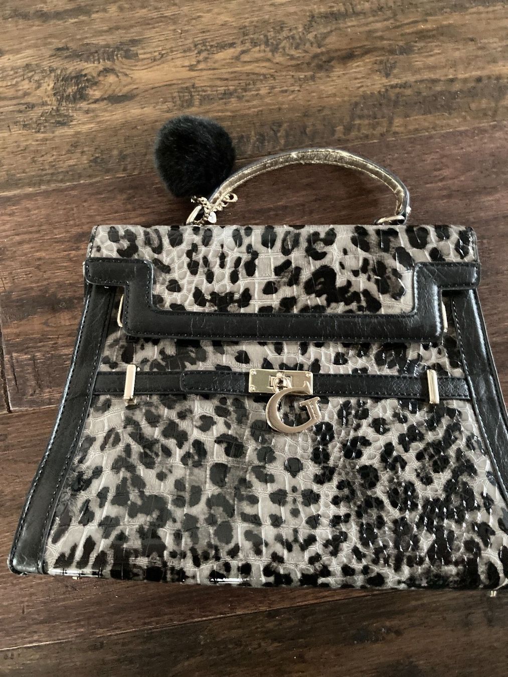 Guess Borse da donna: Guess Handtasche – Nuovo (secondo la descrizione) da Bürglen venduto da sunshiners