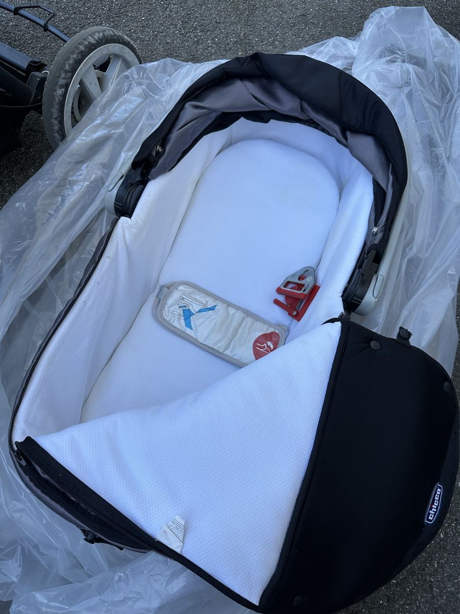 Chicco Poussette: Chicco – D'occasion à Busswil BE par mary1009 2