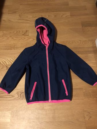 Top Softshelljacke Gr. 98 - Ideal für den Frühling!