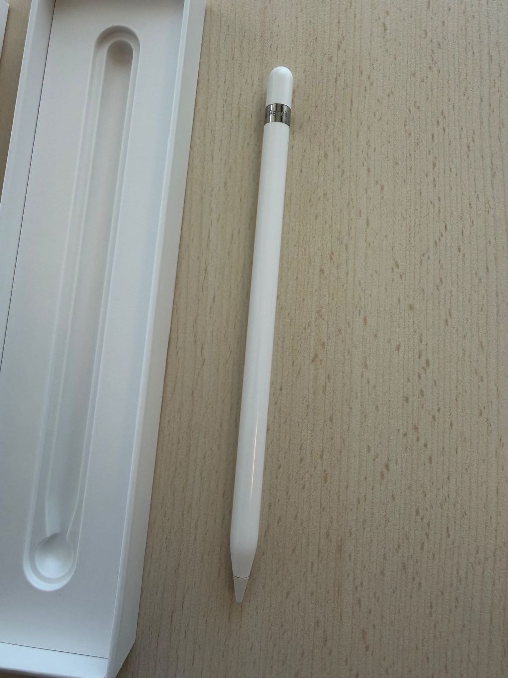 Apple Penna & Evidenziatori: Apple Pen (lightning) für iPad – Usato da Oberägeri venduto da tim_9wpf 2