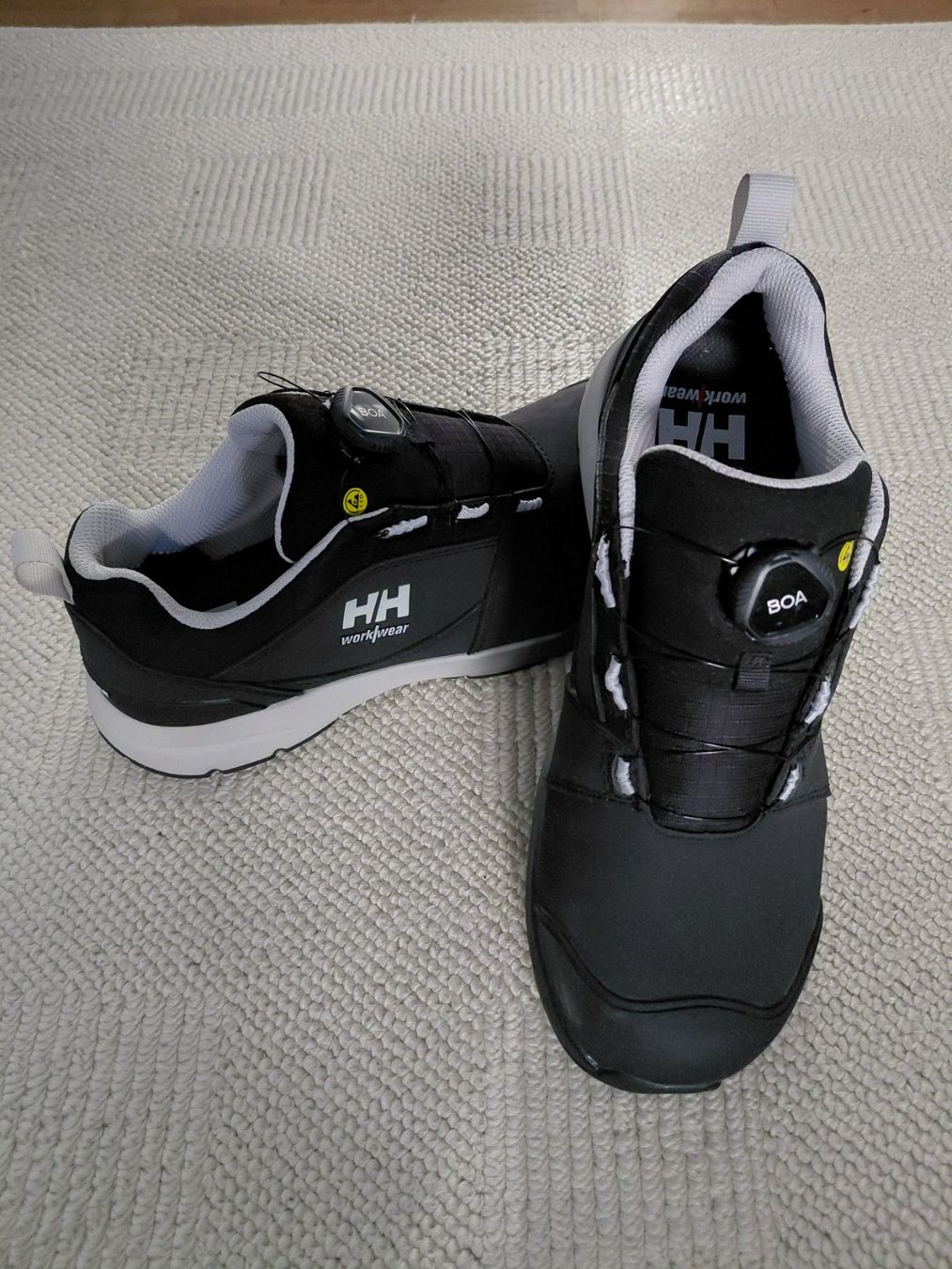 Helly Hansen Scarpe da uomo: Helly Hansen S3S – Usato da Zürich venduto da riscu