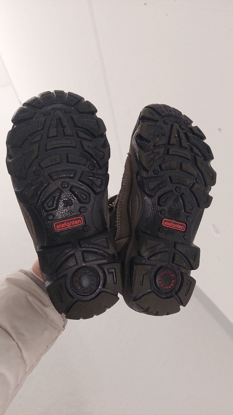 Elefanten Scarpe per ragazzi: Elefanten Winterstiefel TEX Gr. 28 – Usato da Uetikon am See venduto da sahra777 3