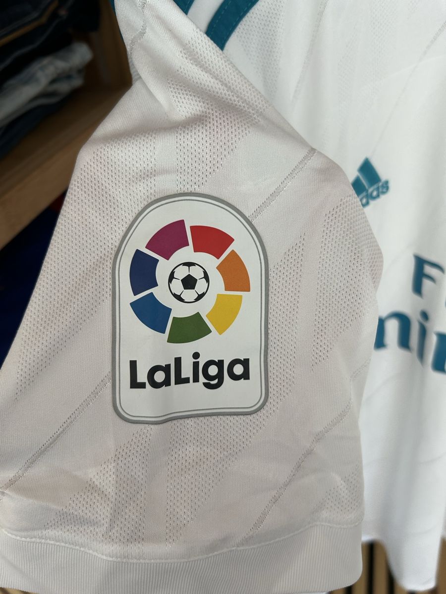 Real Madrid Leibchen & Hosen: Maillot Real Madrid Benzema #9 - Taille L – Gebraucht aus Courgenay von mar_w26c 2