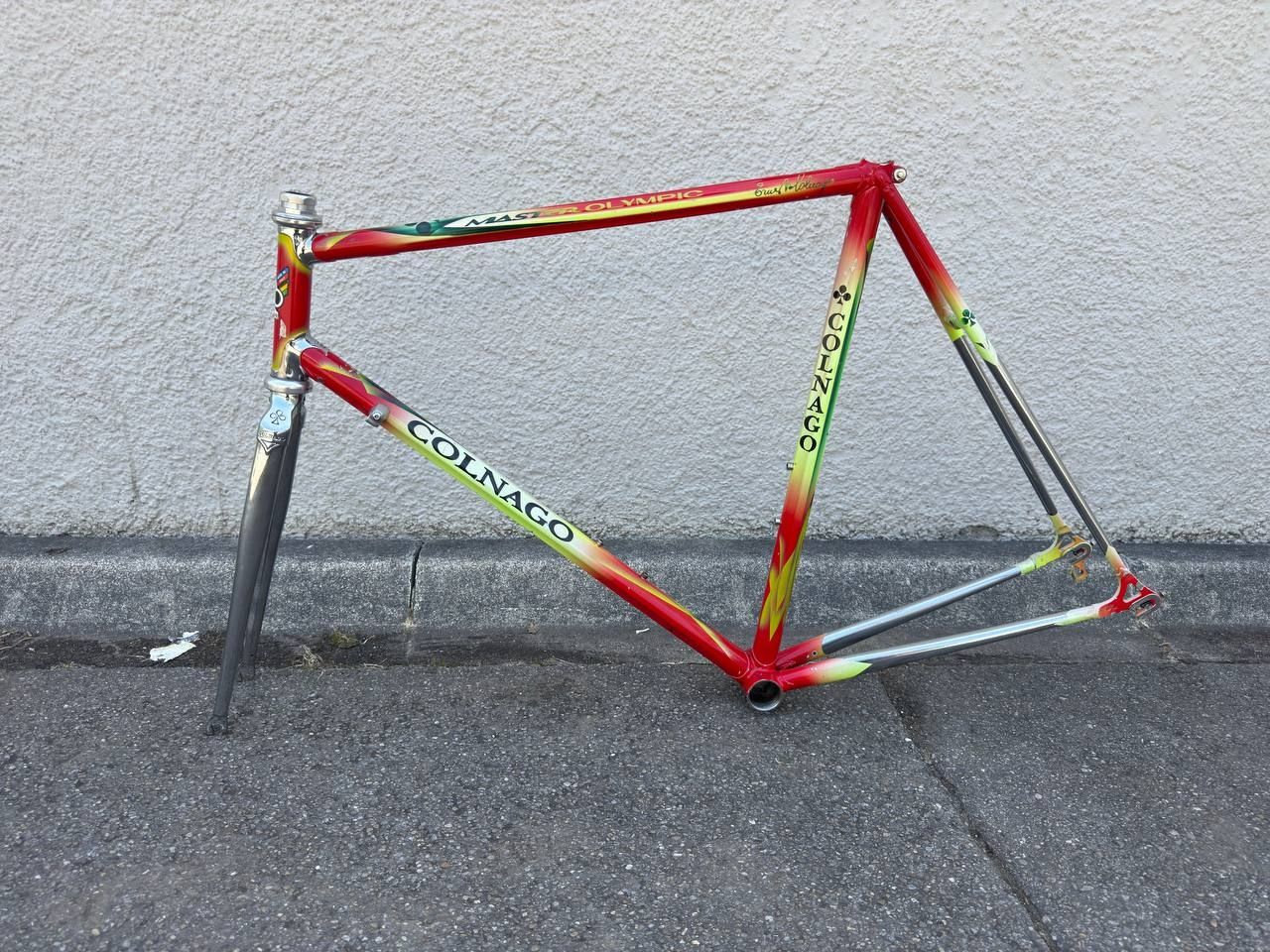 Colnago Pezzi di ricambio: Colnago Master Olympic Decor Rahmensatz - 56.5 cm – Usato da Zürich venduto da vasyl.poiedyntsev 1