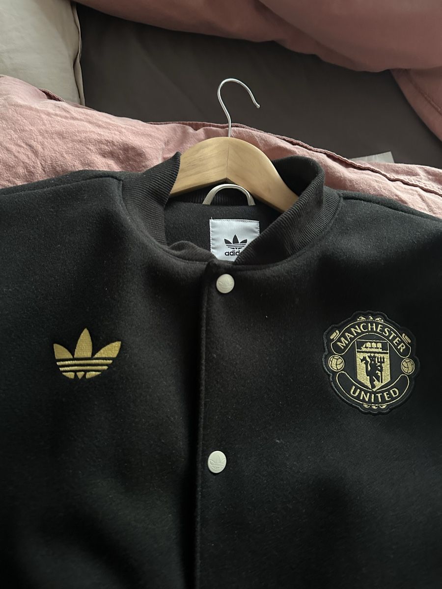 Giacche: Manchester United Jacke Neu – Nuovo (secondo la descrizione) da Thun venduto da diddle76