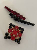 2 Vintage Broschen, Strass Steine.
