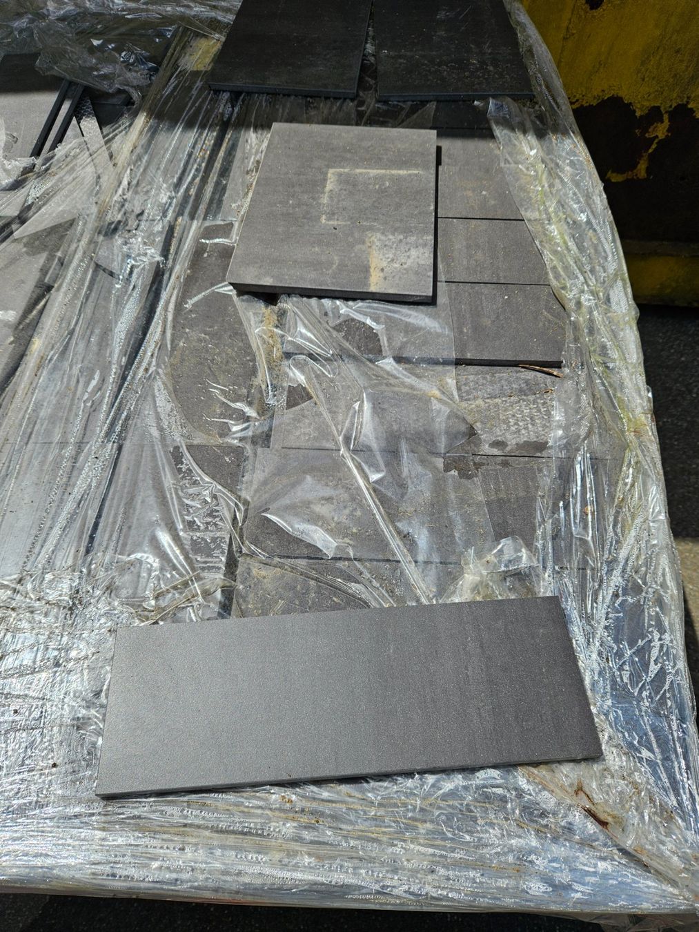 Rivestimenti per pavimenti: Top Zustand: Bodenplatten, Feinsteinzeug, 30x10 cm – Nuovo (secondo la descrizione) da Winterthur venduto da Dachs28