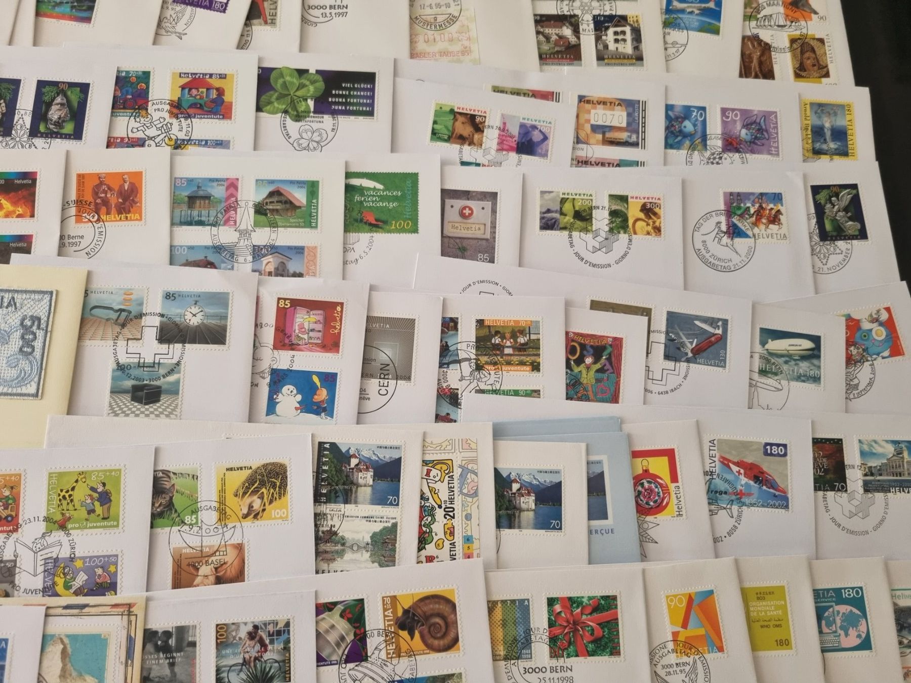 Alle Briefmarken: Lot mit 200 FDC Briefe Schweiz – Gebraucht aus Gümligen von Geniusbuy 3