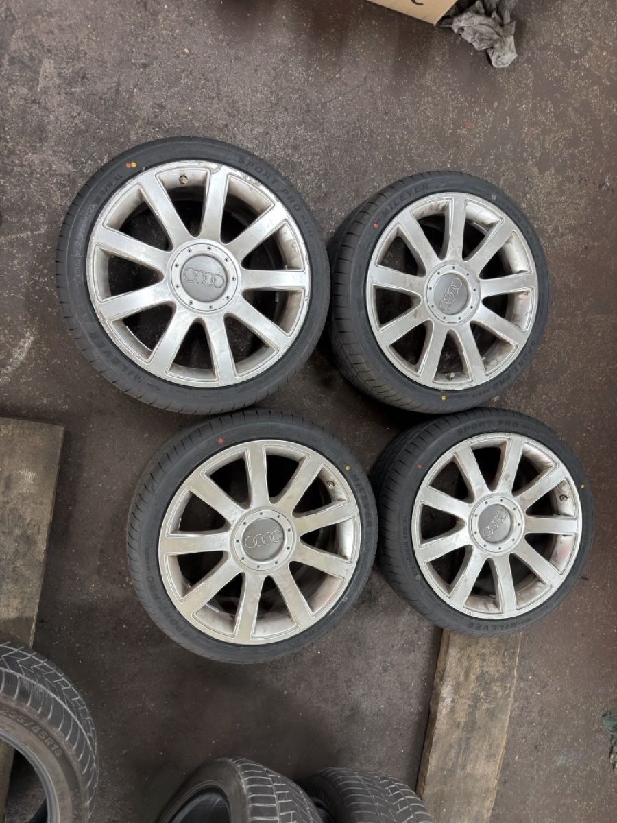 Audi Cerchioni: RS4 B5 Felgen 5x112 8.5x18 – Usato da Siebnen venduto da B5-Vabis