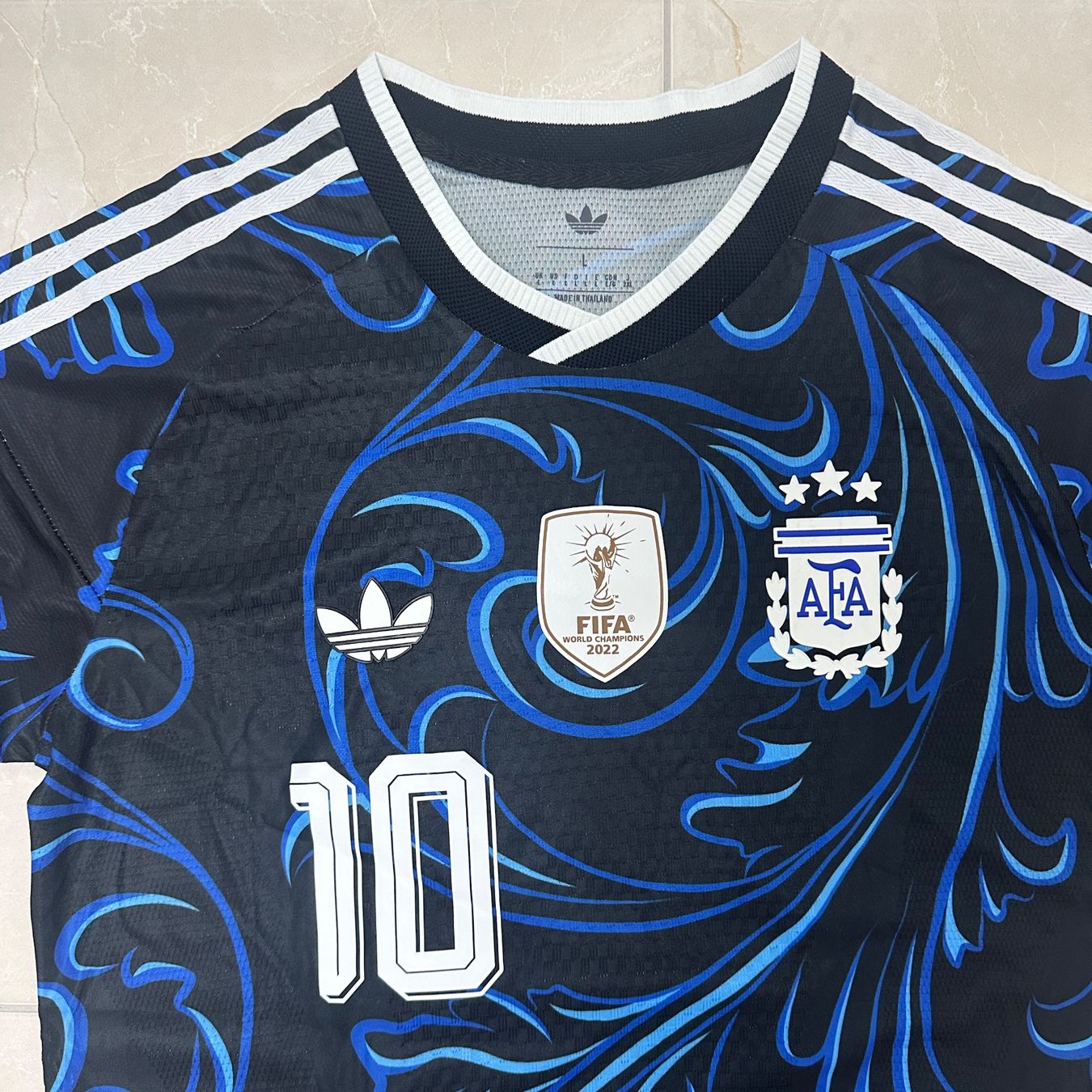Adidas Maillots de corps & Pantalons: Argentinien Messi Player Version Trikot Grösse L – Neuf (Voir description) à Liestal par tha_dg6j 1