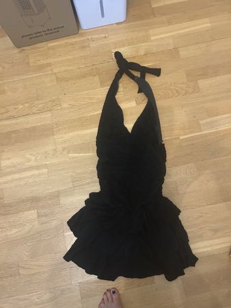 Schwarzes neues Kleid gr S