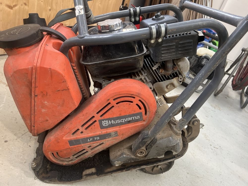 Husqvarna Stampfer LF 75 mit Honda Motor GX 160 Rüttler (Gebraucht) in ...