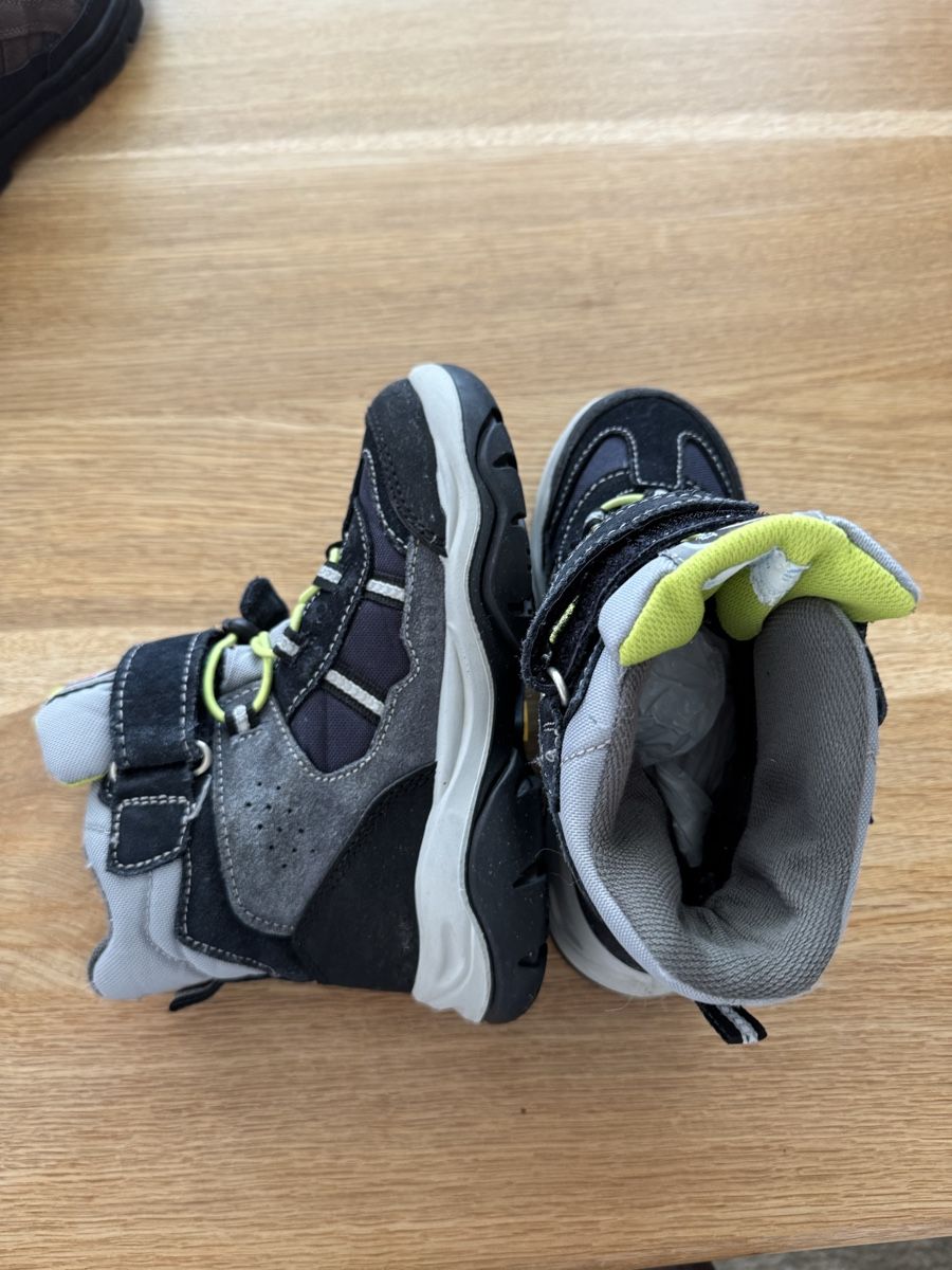 Vibram Scarpe per ragazzi: Winterschuhe – Usato da Tagelswangen venduto da Isa036 1