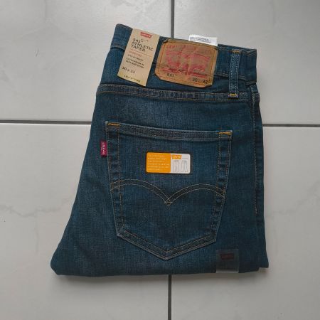Levis  541 Jeans W 30