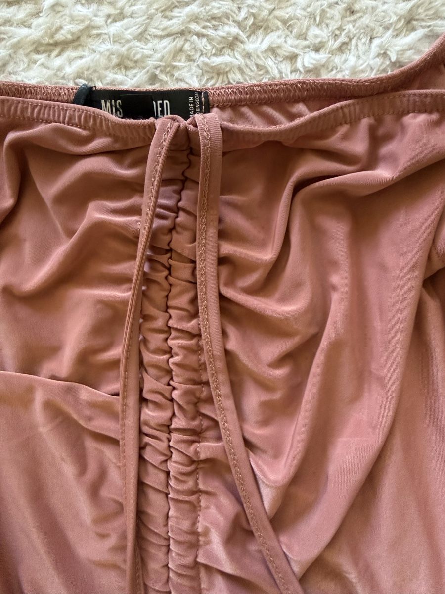 Top: Missguided Body Langarm Rosé Grösse 36 – Nuovo (secondo la descrizione) da Liestal venduto da isa_8y72 2