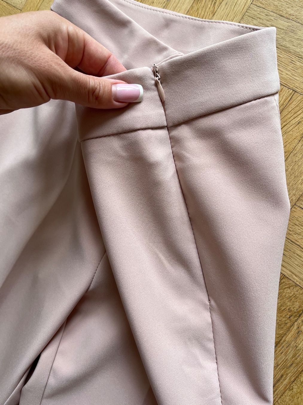Pantaloni: Rinascimento new elegant pants size S – Nuovo (secondo la descrizione) da Chêne-Bougeries venduto da Seetooyoo 6