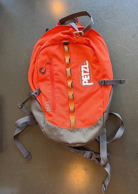 Sacs à dos: Sac a dos d'escalade Petzl Bug – D'occasion à Genève par ale_55x8 2
