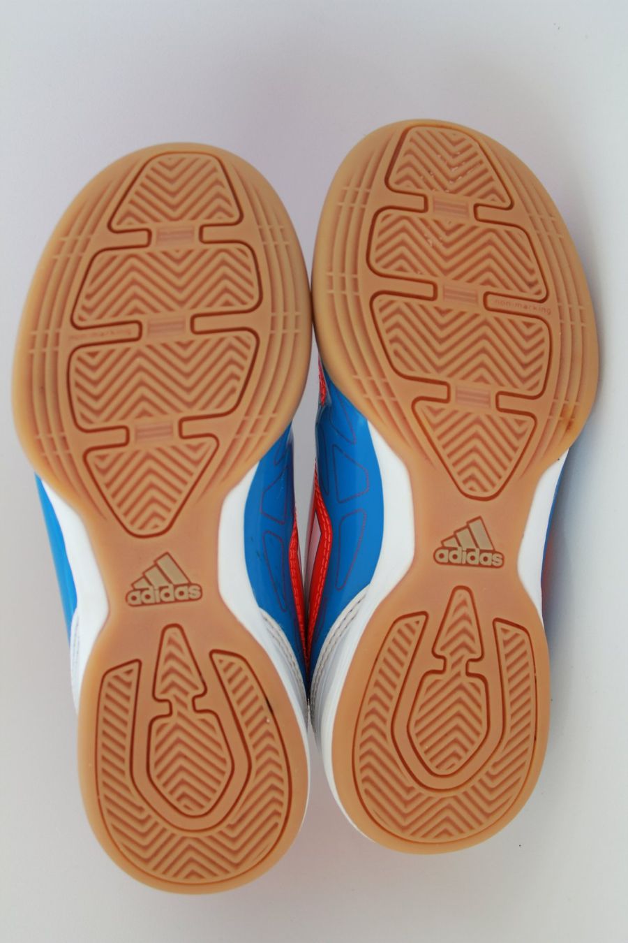Adidas Chaussures garçon: Baskets Adidas  t. 33 – D'occasion à Peseux par Gilloss 4