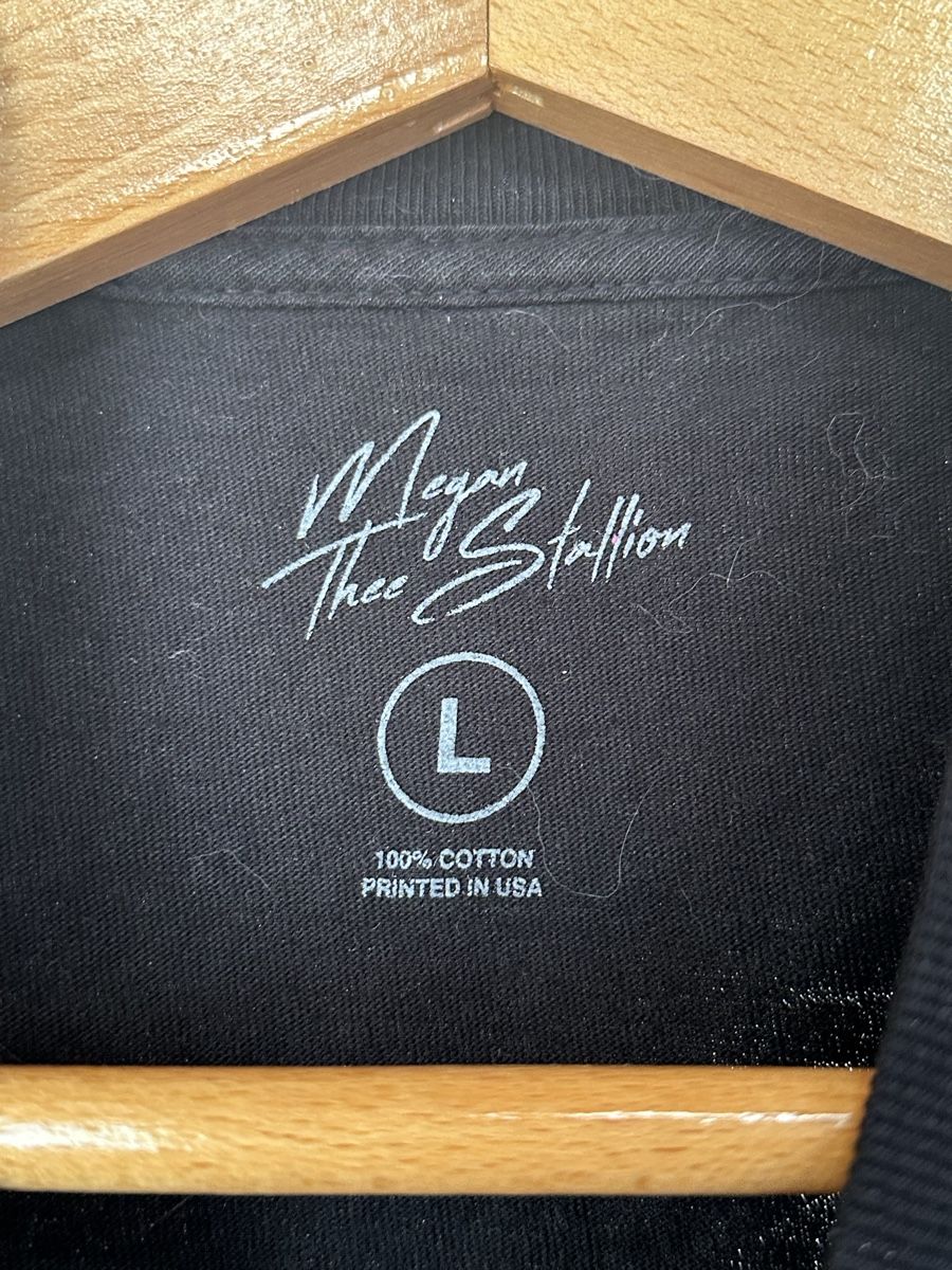 T-shirt: T-shirt Megan Thee Stallion – Nuovo (secondo la descrizione) da Corgémont venduto da Chloesellsthings 2