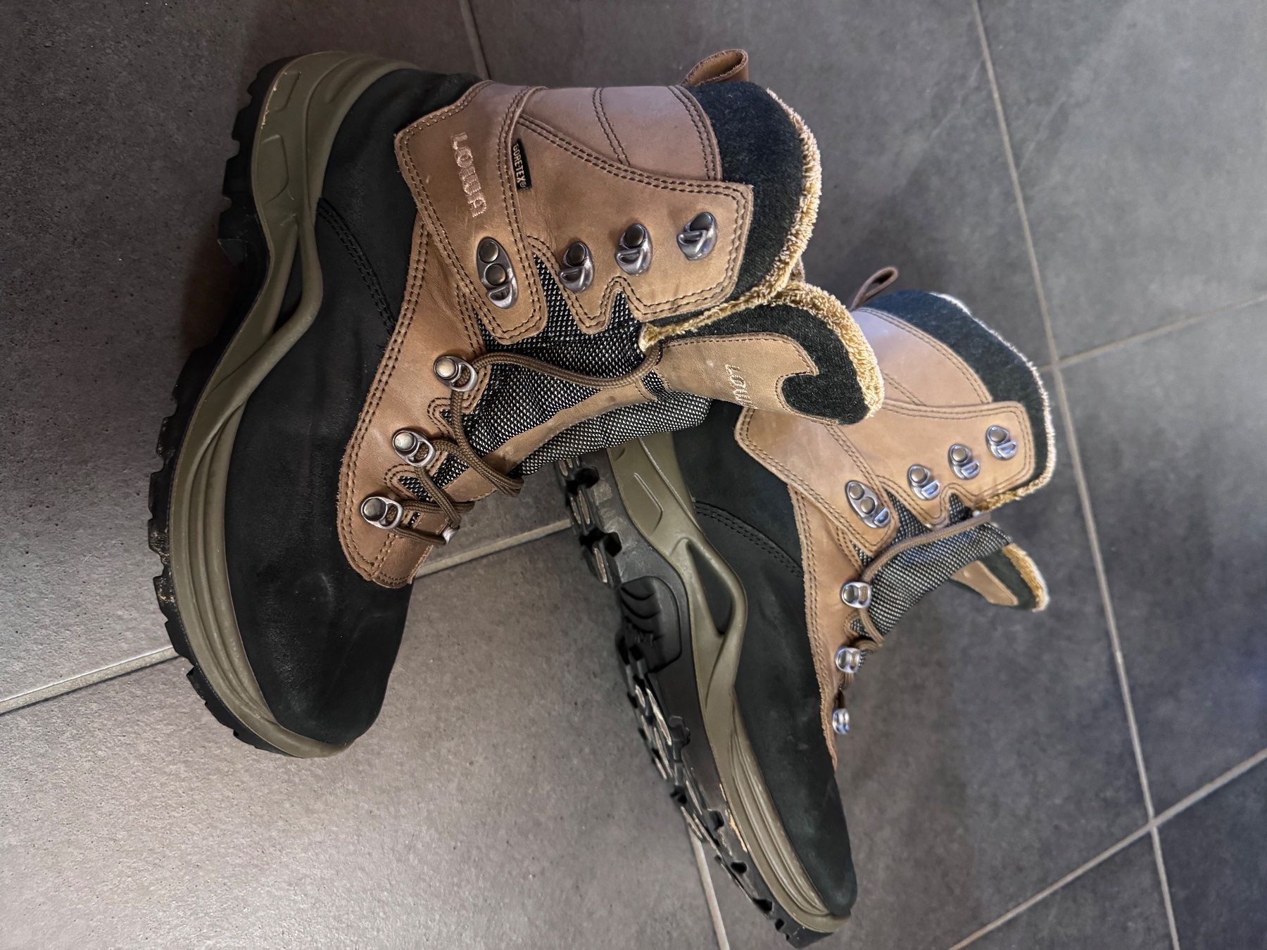 Lowa Scarpe da donna: Lowa Couloir GTX – Usato da Neuhaus SG venduto da Ronasini 1