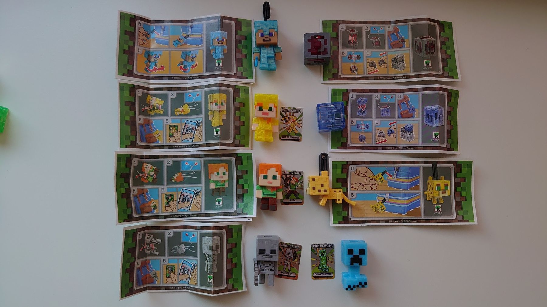 Figurines: Minecraft Figuren Kinder Joy – Neuf (Voir description) à Oberbüren par cas_hnn7