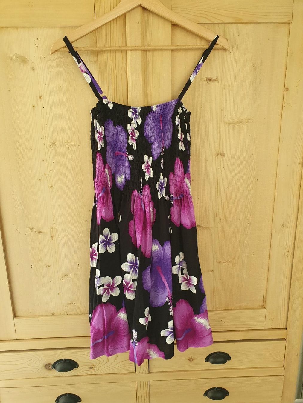 Kleider: Kleid – Gebraucht aus Steinach von Xamax18