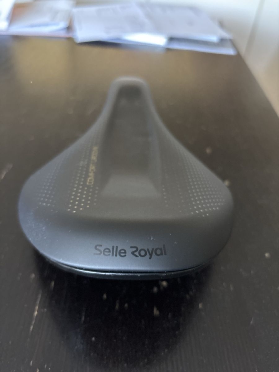 Pièces détachées: Selle Royal Sattel – Neuf (Voir description) à Seftigen par adijosi 1