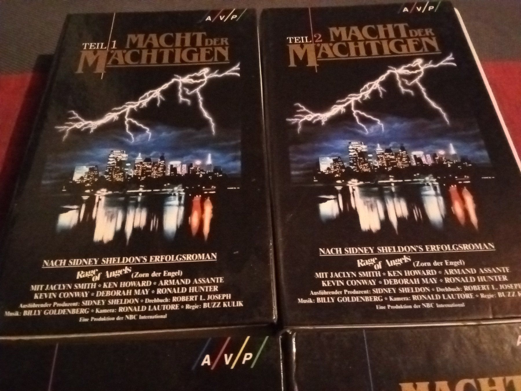 Tutti i VHS: Macht der Mächtigen Teil 1 - Teil 4 VHS – Usato da Remetschwil venduto da Hofiii 1