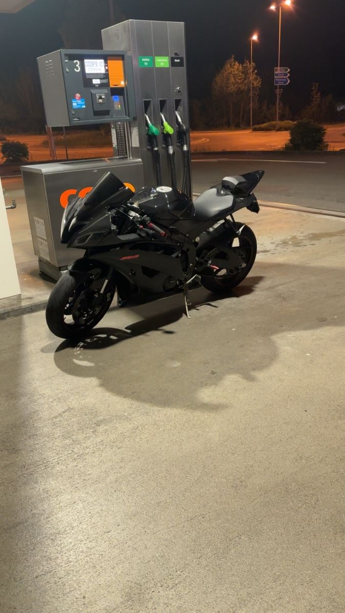 Yamaha Strada: Yamaha R6 RJ15! – Usato da Wollerau venduto da nie_w68c 2